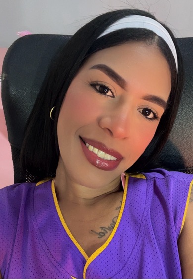 Karol from Colombia on Ti.Live, live video chat